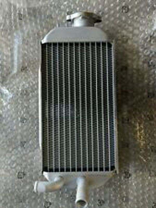 Radiator høyre CRF150R 